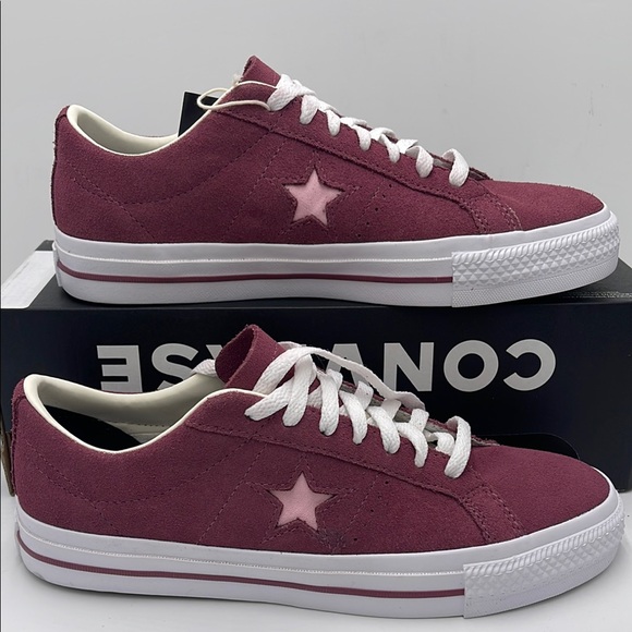 Converse Shoes - Converse Men’s Burgundy Sneakers with Star Detail
A11099C
ONE STAR PRO OX GREY/
